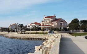Apartmani Lorena